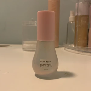 ⚠️TOM⚠️ gr dew drops 💗 - Tom dew drops flaska men kan fyllas med något annat💗🌟 kommer med originalpaketet💗🌟 Kan gå ner till 75kr💸