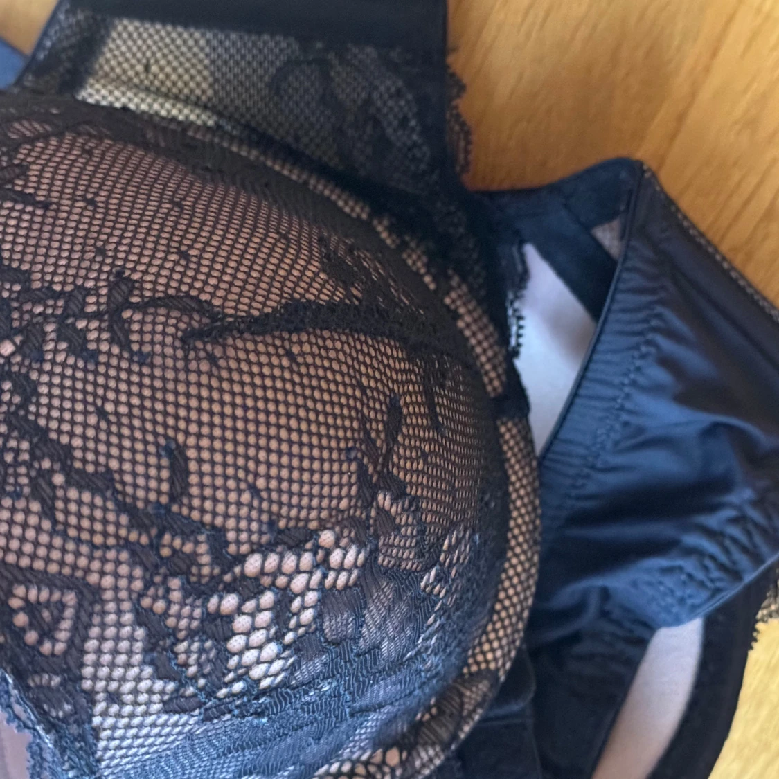 Svart spets-bh - 91