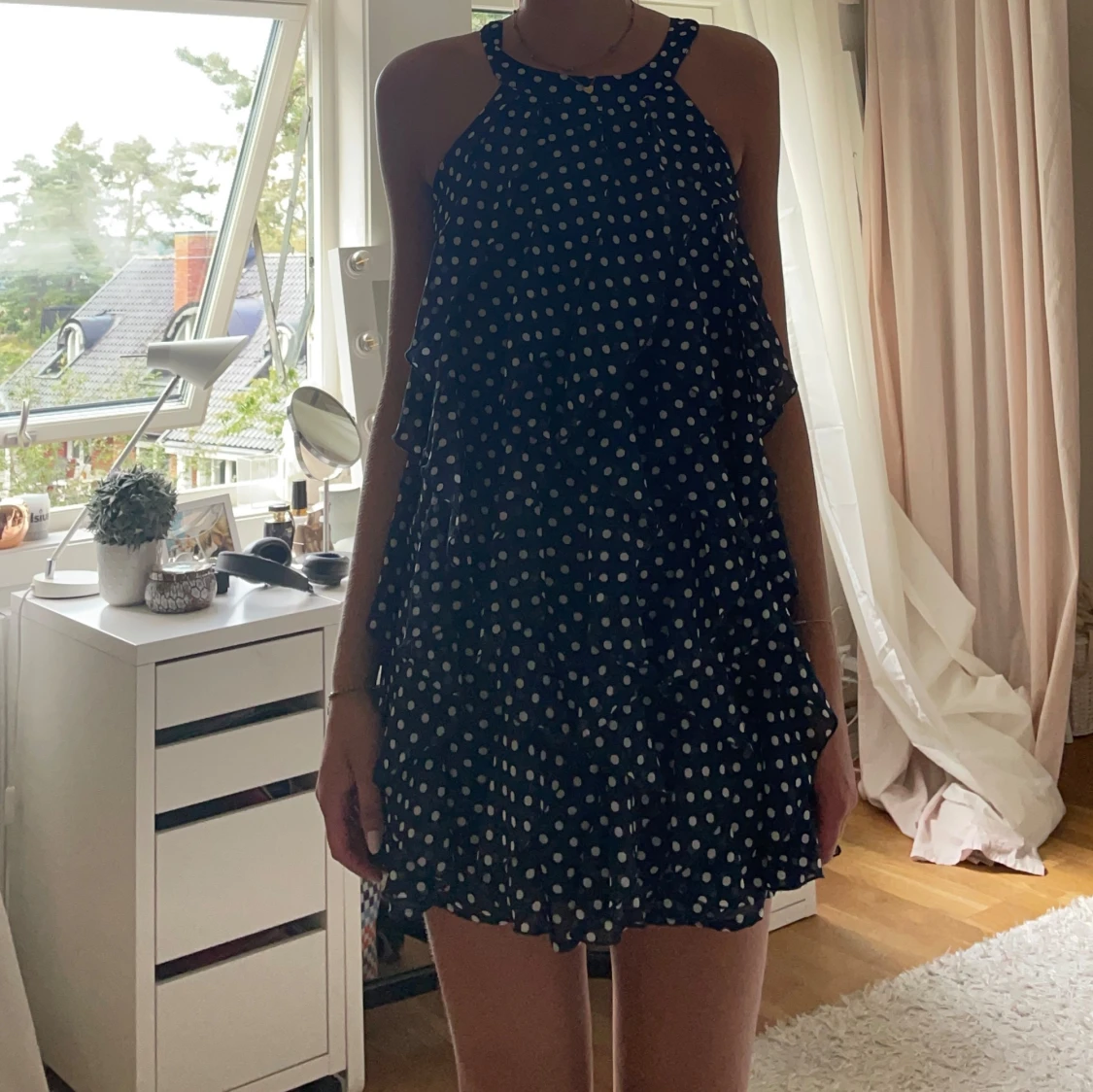 Prickig klänning  - 91