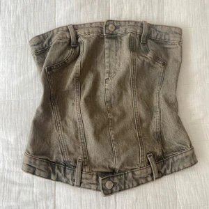 Zara jean top - Cute jean top from Zara in size S🫶🏼