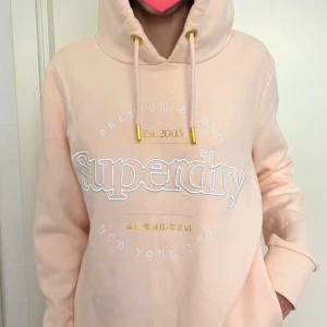 Luvtröja storlek S - Cozy luvtröja från Superdry 