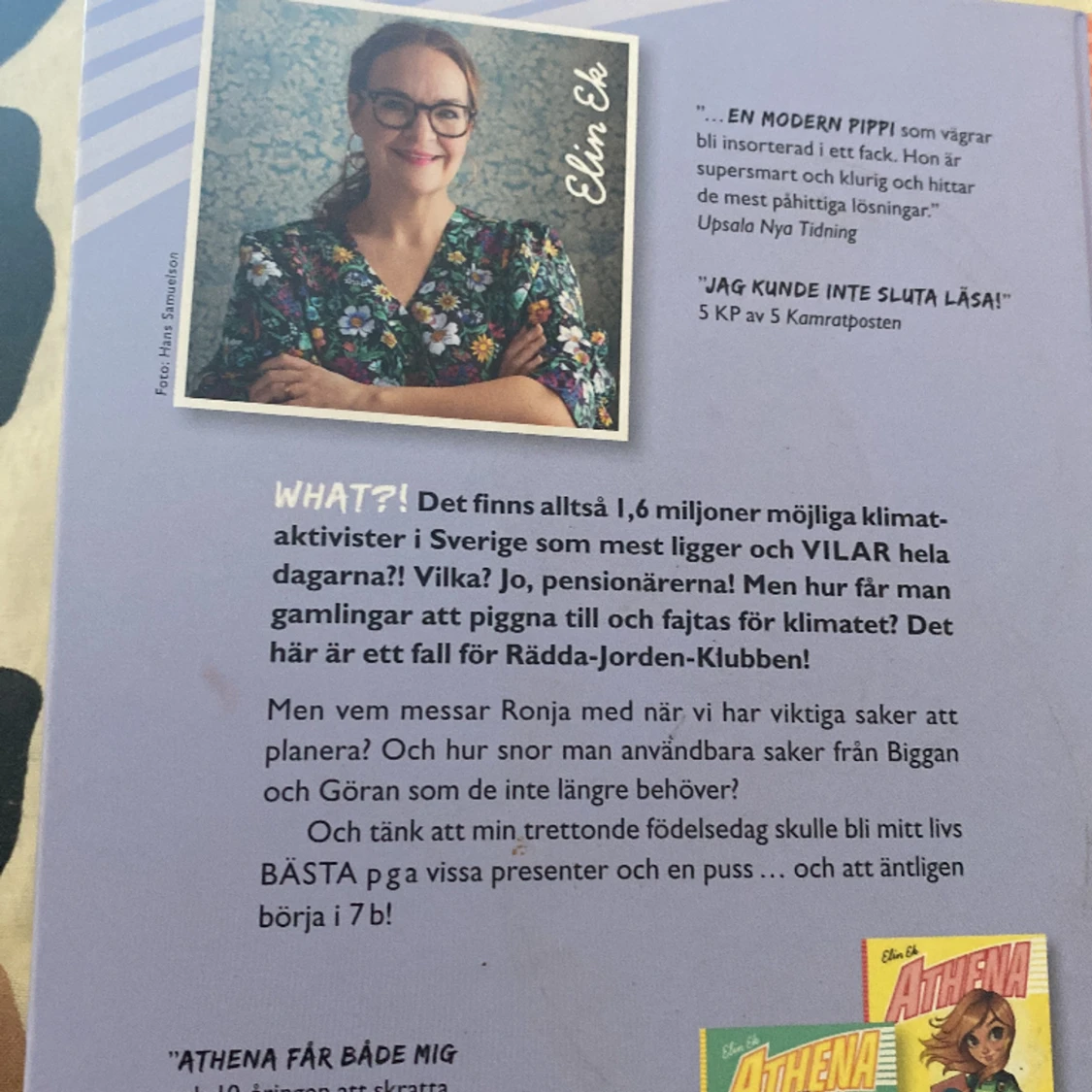 Boken heter ” det är aldrig för sent” kostar igentligen 250kr - 90