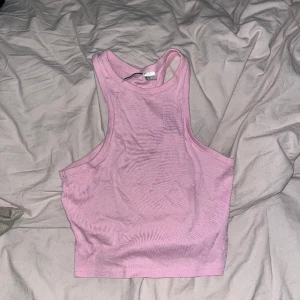 Rosa linne  - Aldrig använd  Passar S