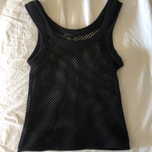 Urban outfitters nätlinne - Coolt nätlinne, pris kan diskuteras hör av er från frågor elr mått💗