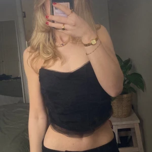 Topp Zara - Festtopp från Zara. Strl S