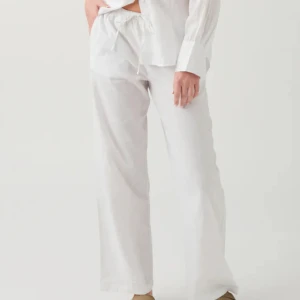 Linnebyxor - Linnebyxor med prislapp kvar från Gina