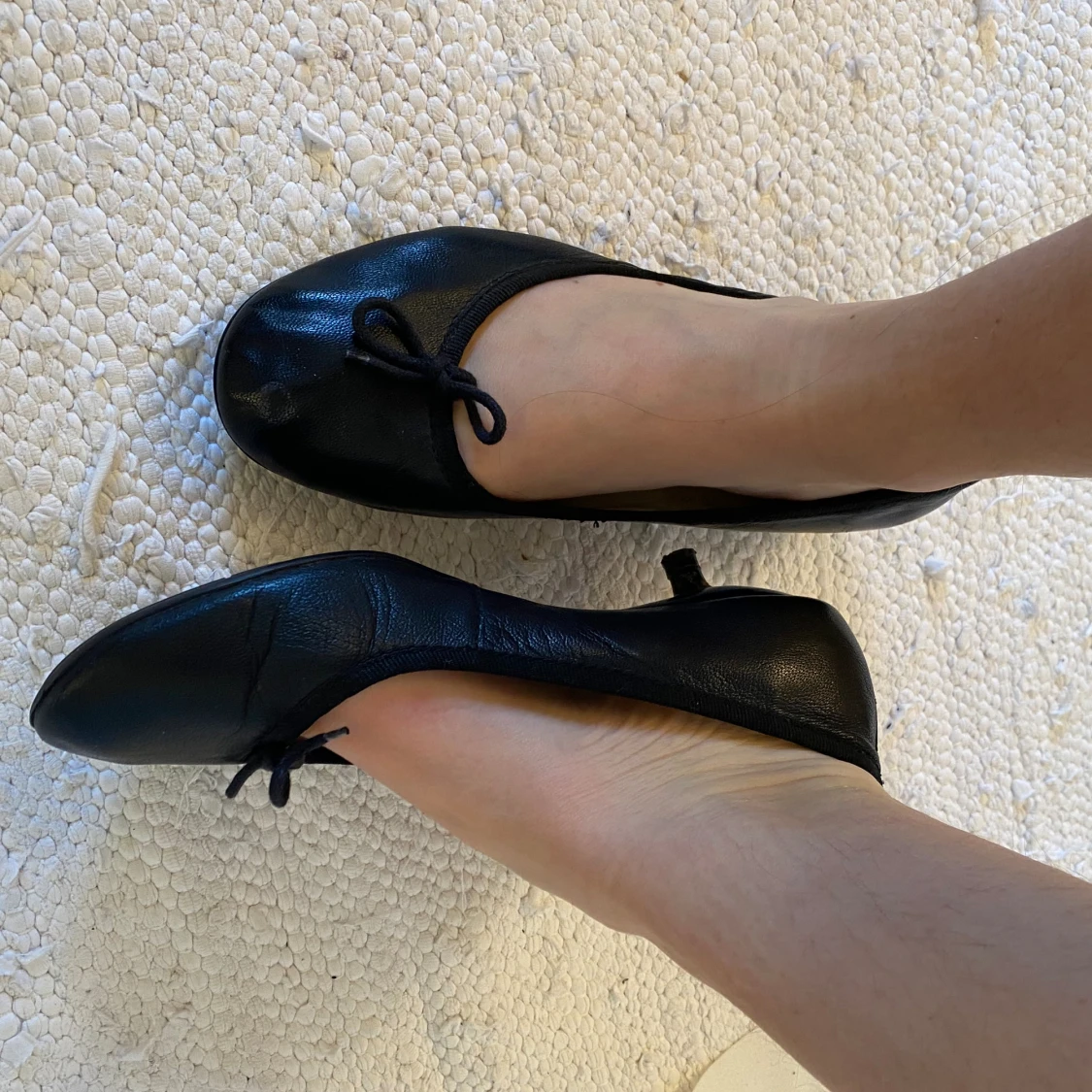 Svarta ballerinaskor med klack