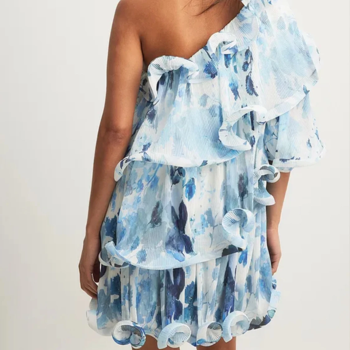 NAKD x Lojsan Wallin  - 90