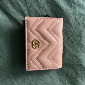 Rosa Gucci plånbok - helt ny