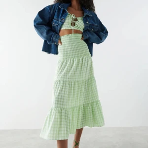 Kjol - Rutig Långkjol från Gina tricot. Knappt använd 🥰