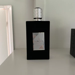 Asdaaf parfym - Sprayat endast 2ggr!