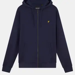 Säljer denna äkta Lule&scott hoodien som är köpt för länge sedan💕 ser ut som ny!! Den är i kill modell tror jag!