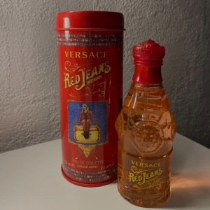 Versace red jeans woman - Helt ny versace parfym, 75 ml.