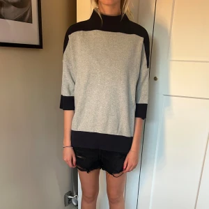 Snygg trekvartsärmad tröja - Snygg trekvartsärmad tröja 