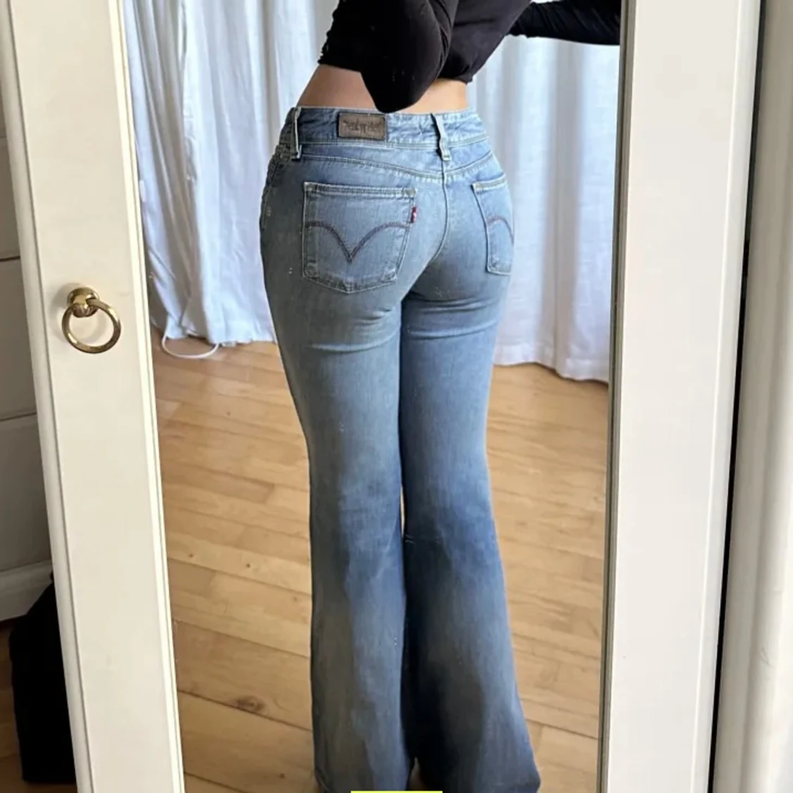 Lågmidjade levis jeans