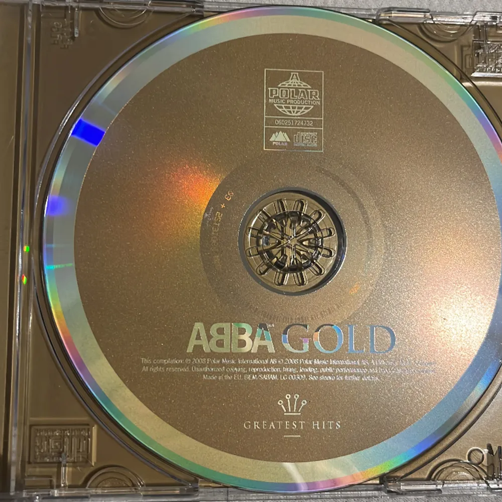 ABBA Gold cd-skiva köpt second hand. Alldrig använd av mig utan köpte för inredning. . Övrigt.