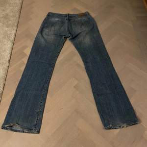 Feta Big star jeans som är bootcut. Storlek 33/34 