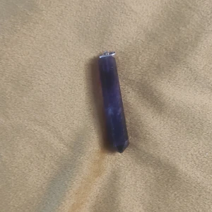 Ametist halsband - Behöver bara en kedja till denna fina ametisten 🔮