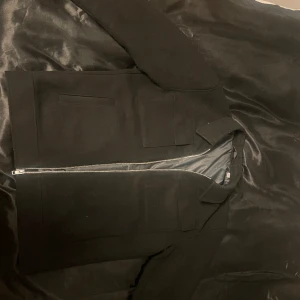 Snygg jacka från Jack and Jones  - Bra skick inte använd ofta köpt för 1300