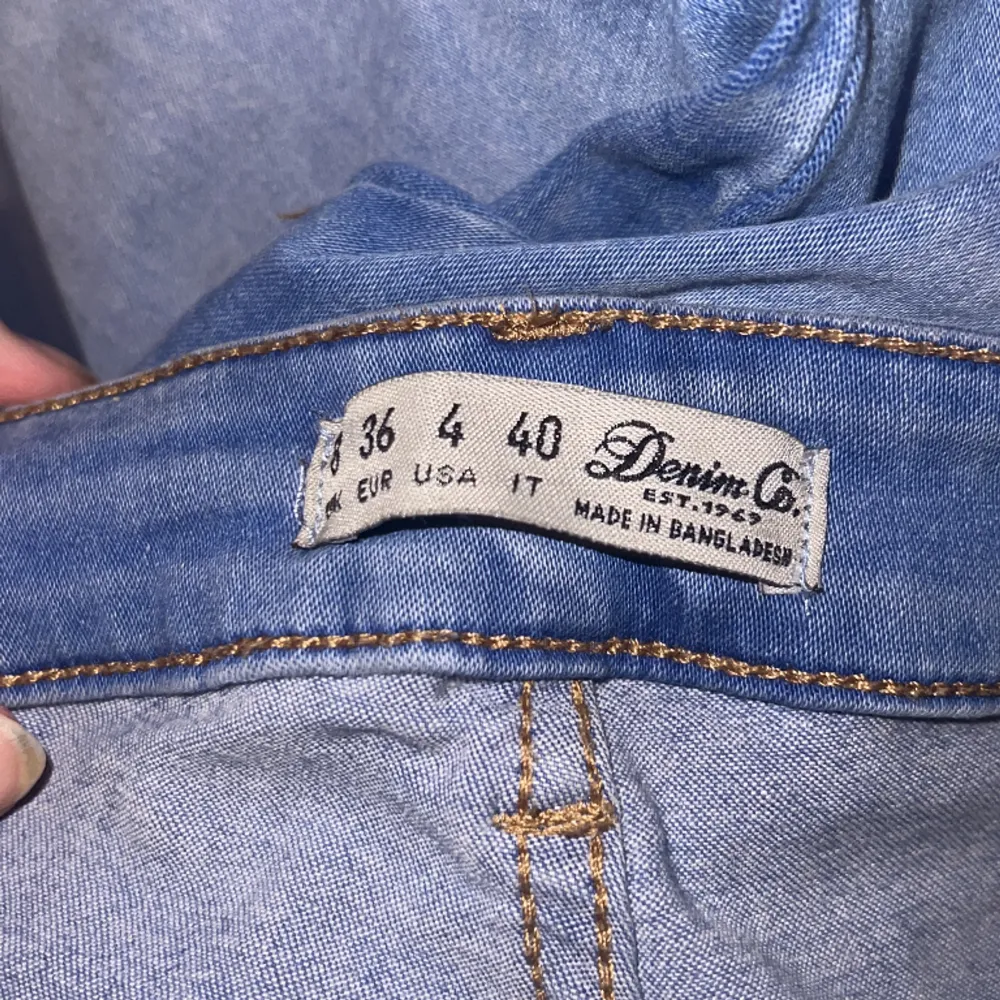 Typ aldrig använt storlek 36. Jeans & Byxor.