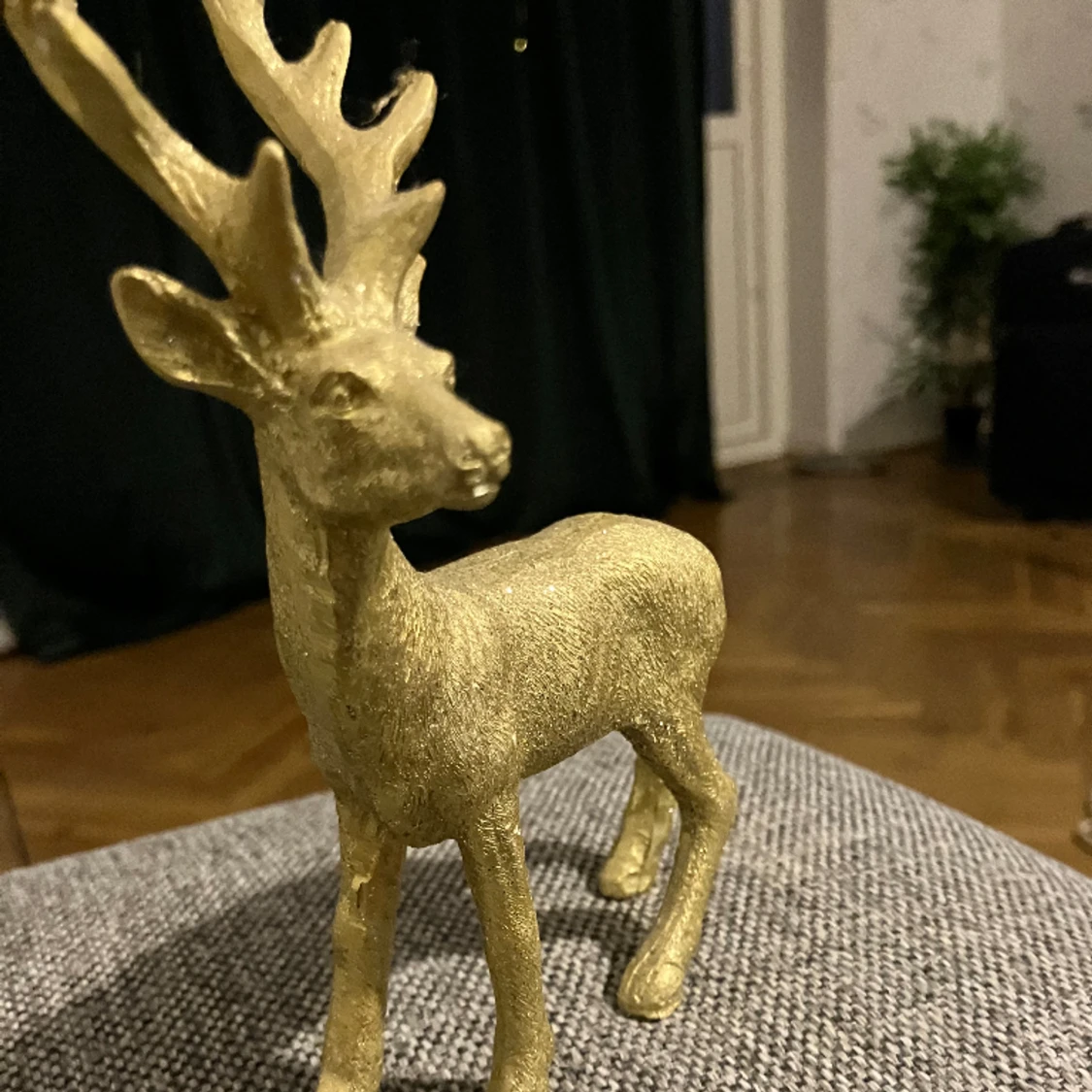 Dekorationsren som glittrar guld! - 90