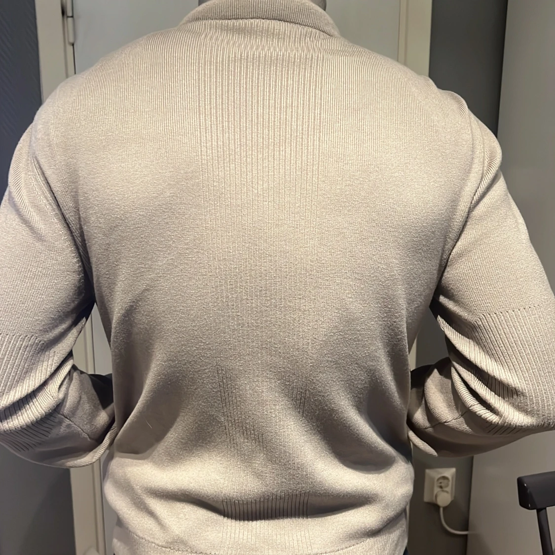 Ny moose knuckles cardigan, i storlek medium. Helt oanvänd med tag - 91