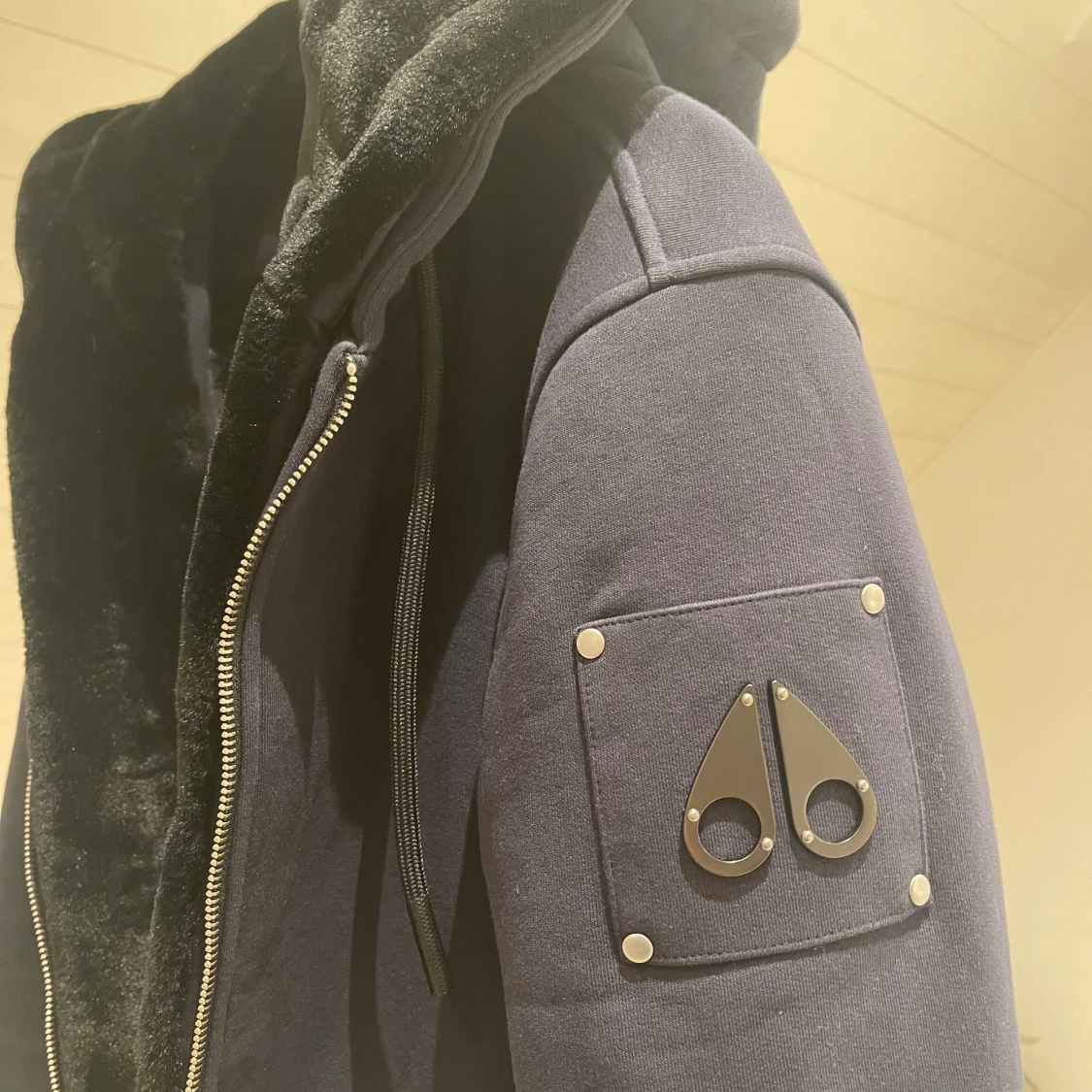 Moose Knuckle Hoodie jacka - 90