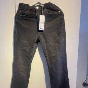 Gina jeans - Helt nya