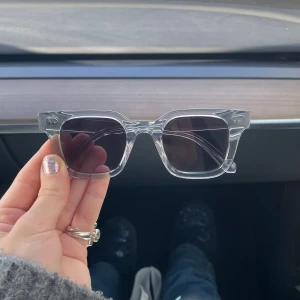 Chimis  - Nästan helt nya chimis, köpta på nk. Använda Max 5 gånger. Säljer pga att jag inte har någon användning för de. De är i bästa skick och har inga repor. 