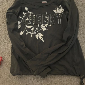 Topp - Snygg topp från märket Madonna storlek XS-M