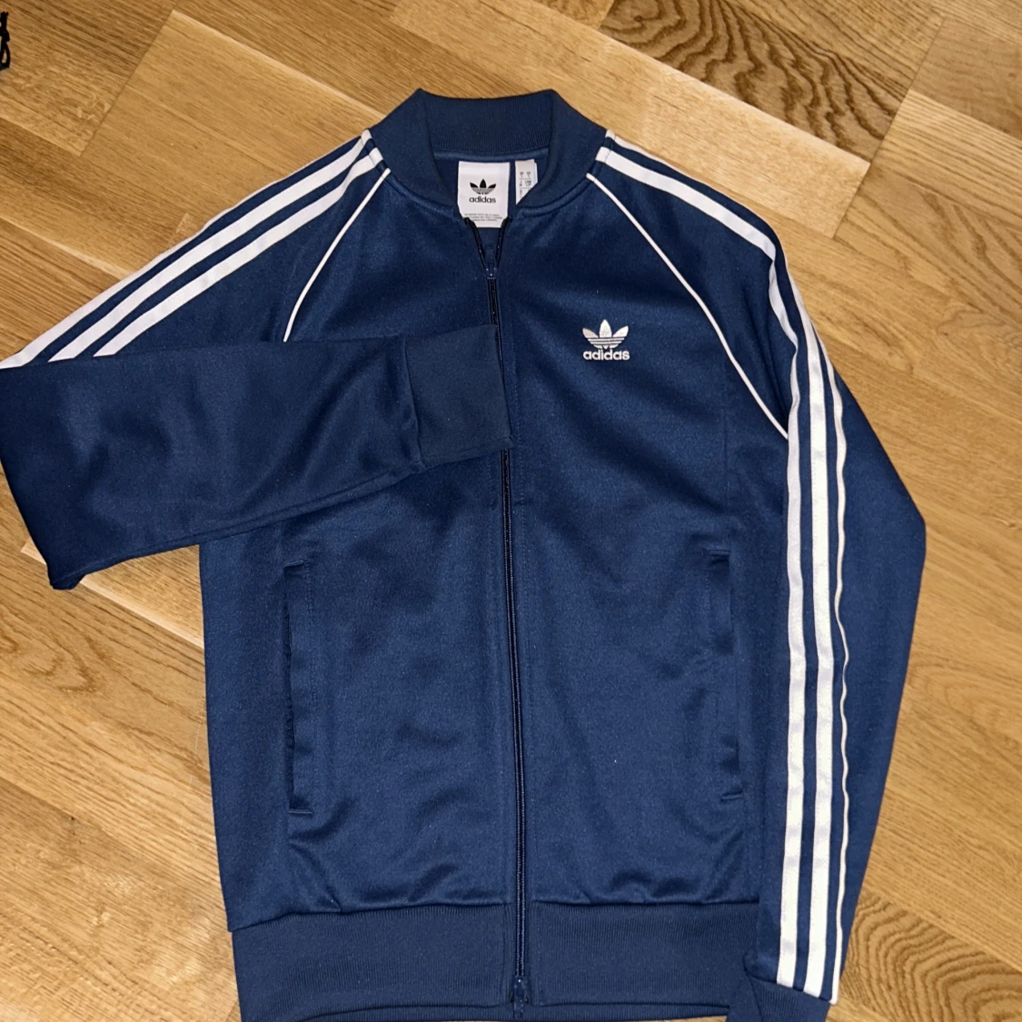 Adidas tröja