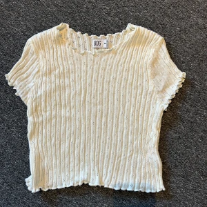 Topp - Superfin topp från Urban outfitters! Skriv för fler bilder eller frågor! 💗