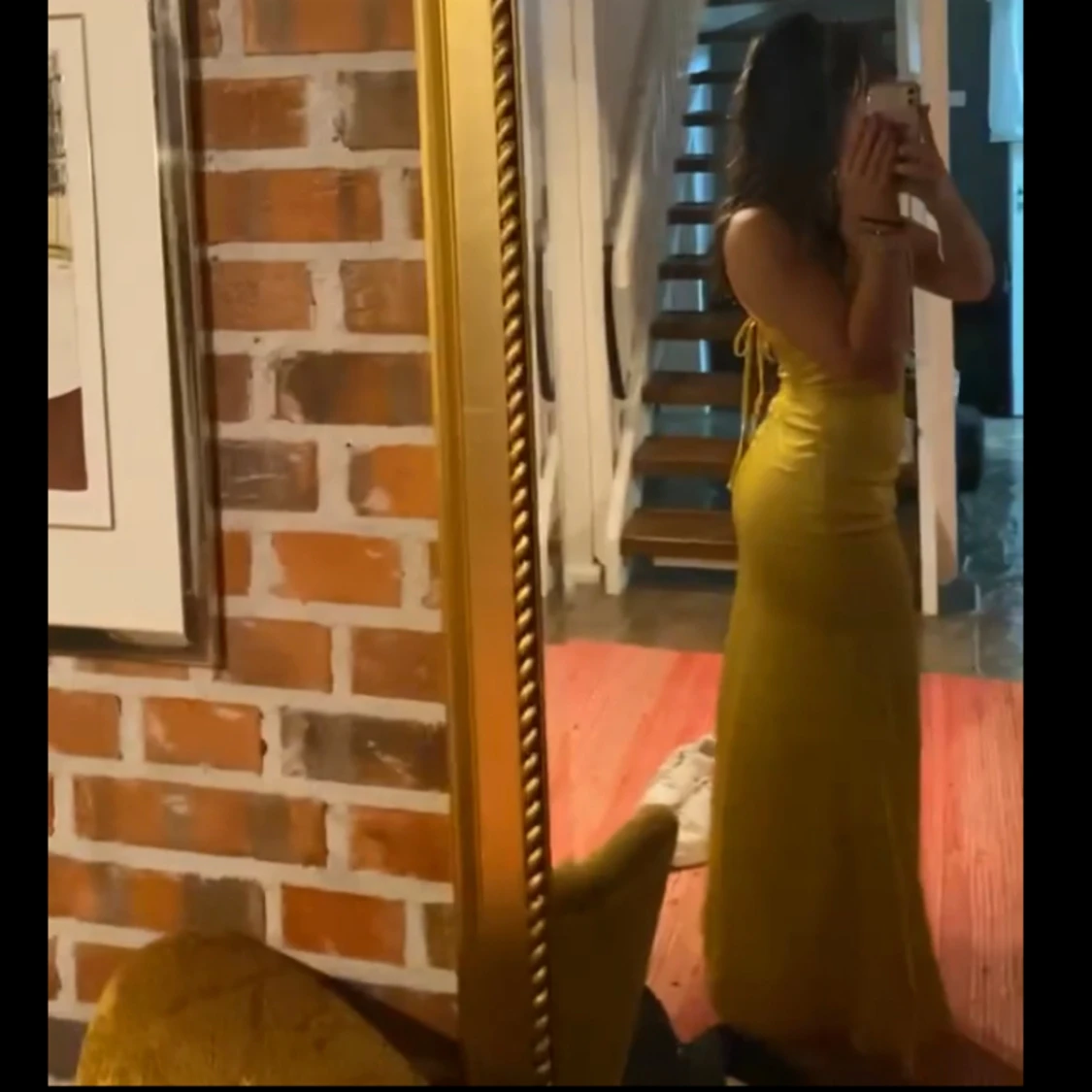 Gul/guldig balklänning 