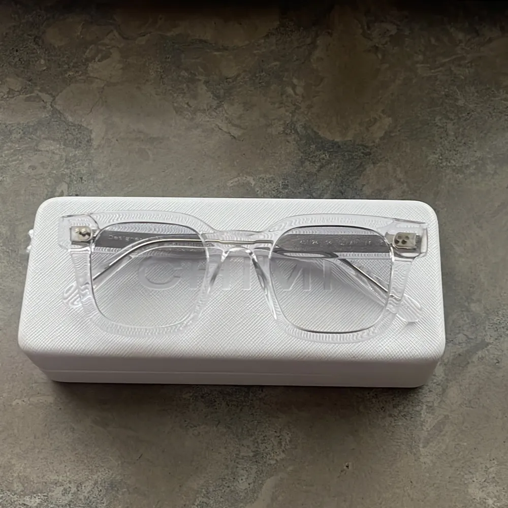 Helt oanvända solglasögon från Chimi eyewear! Förpackningen finns kvar och fås med i köpet.  #solglasögon #chimi . Övrigt.