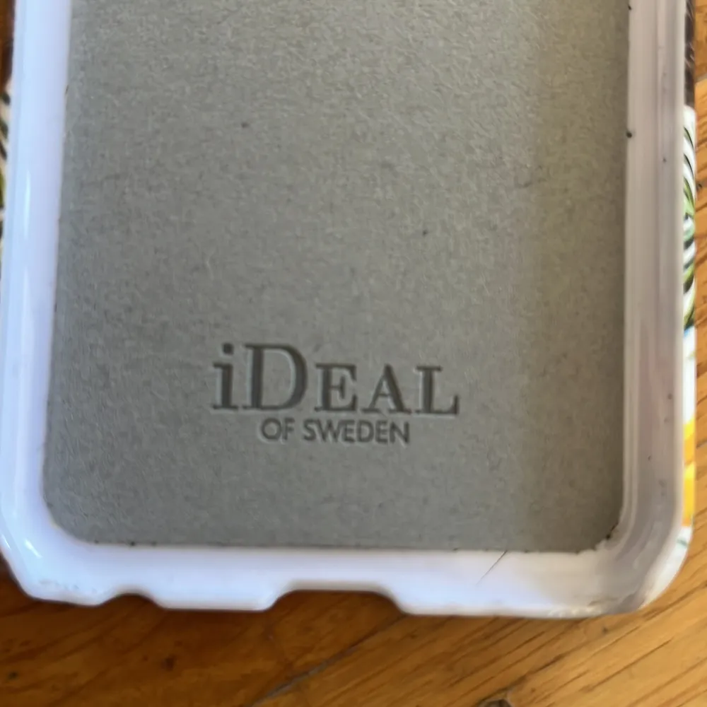 Fint skal från ideal of sweden. Bra skick. . Övrigt.
