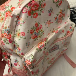 Cath Kidston ryggsäck - Köpt i London. Användt skick. 
