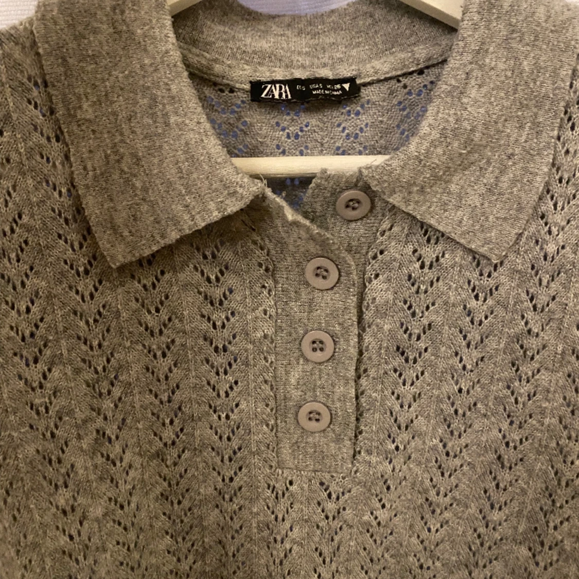 Grå stickad Zara tröja  - 90