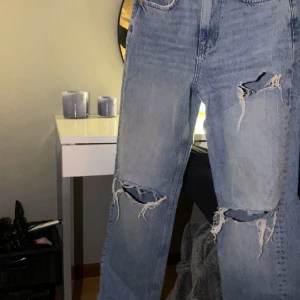 Jeans - Jeans ifrån gina storlek 36, aldrig använda 
