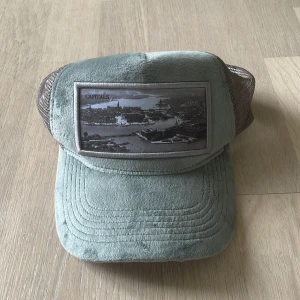 En fin keps som aldrig har används till salu - Mycket bra skick har aldrig använt pga fel färg 🎨 