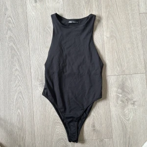 Body - Body, nytt skick, köparen står för frakten 