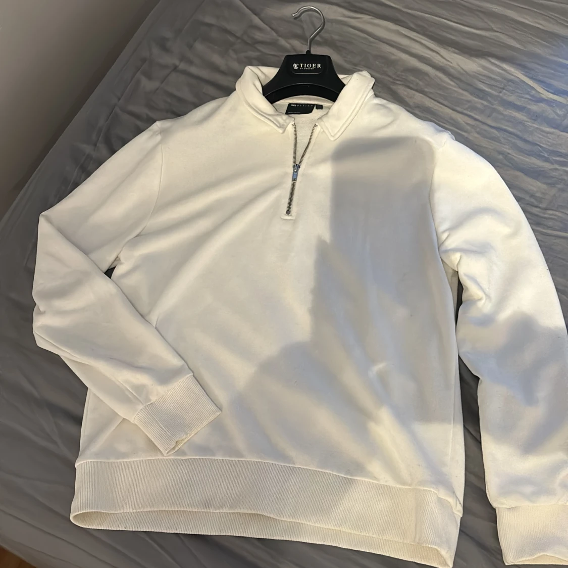 Vit halfzip tröja