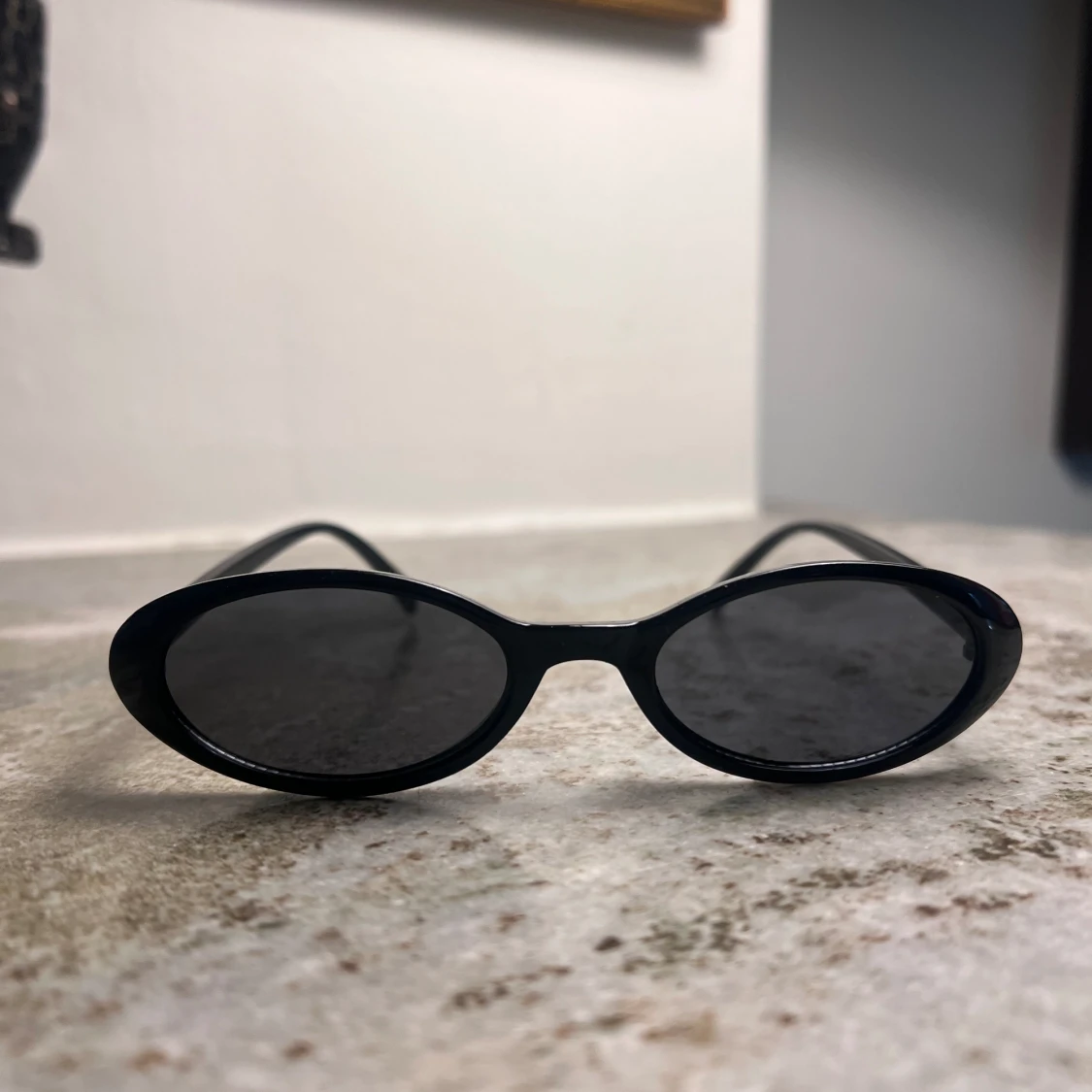 Helt nya ovala solglasögon  - 92