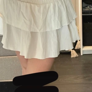 Kort linne kjol - Kort linne kjol i storlek M💕 knappt använd💕