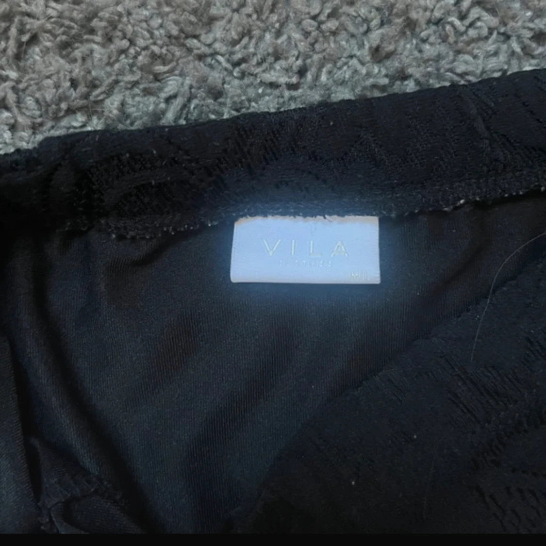 svart spetskjol  - 90