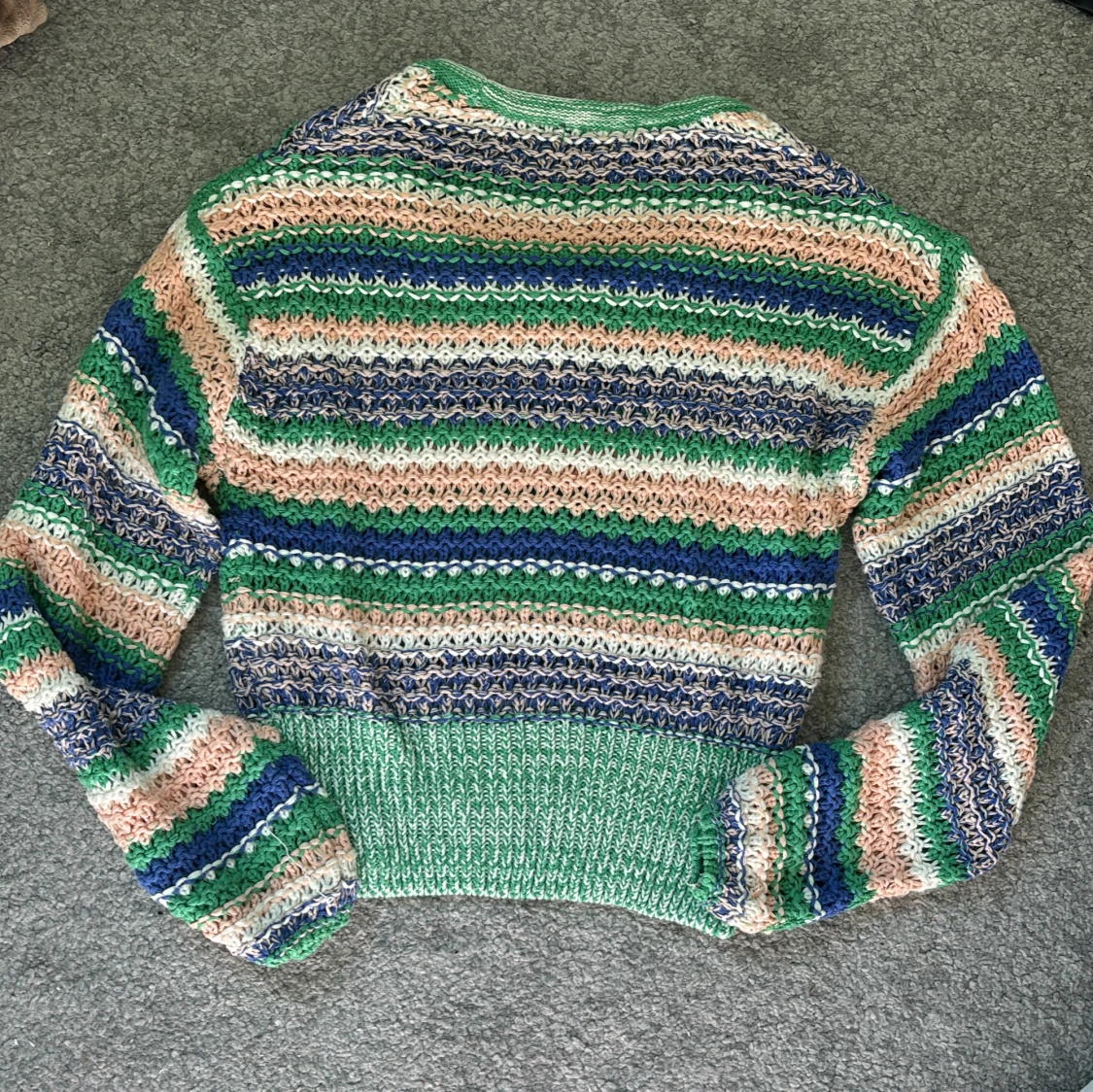 Randig stickad tröja - 90