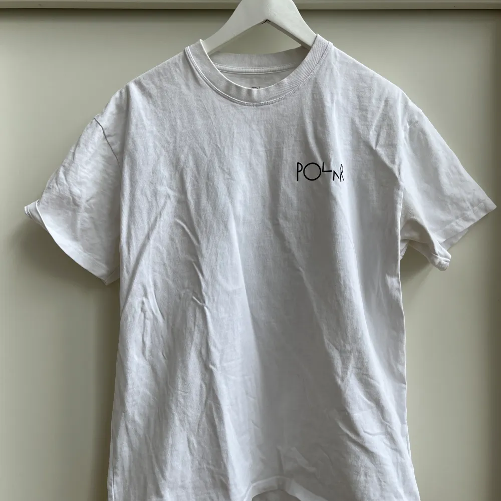 I Polar Skate Co | Vit T-shirt | Tillverkad i 100% Bomull | Inga defekter | Skick 10/10. T-shirts.
