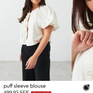 Vit Blus Gina  - Säljer min oanvända blus från Gina, prislappen är kvar och är därför i nyskick. Den är slutsåld på hemsidan. Blusen är i storlek S. Jag säljer för 300 kr ❣️