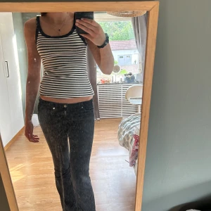 Randig topp - Fint linne som med bra passform💓