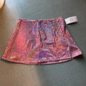 Glitter kjol  - Inte använd glittrig rosa kjol