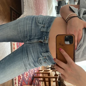 Jeans low - Low waist snygga fickor 
